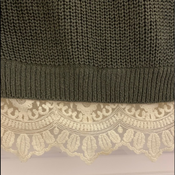 URBAN OUTFITTERS Lace Embellished Sweater - Picture 3 of 6
